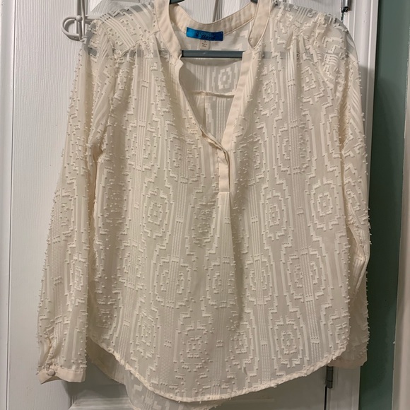 Popcorn blouse! So cute and perfect for work! - Picture 1 of 1
